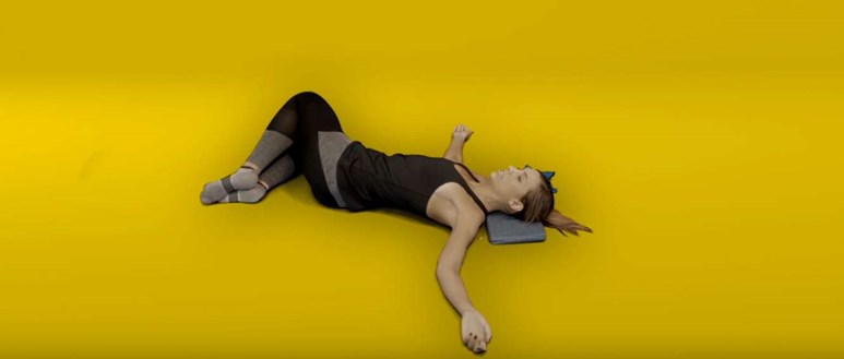 Hip pain exercises - lower back rotations