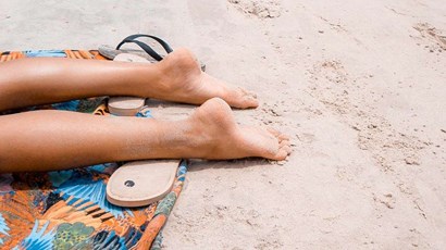 When should you worry about swollen legs?