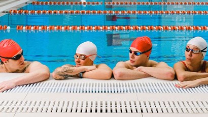 How to get into swimming safely for beginners