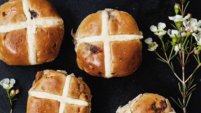 Recipe: Diabetes-friendly hot cross buns