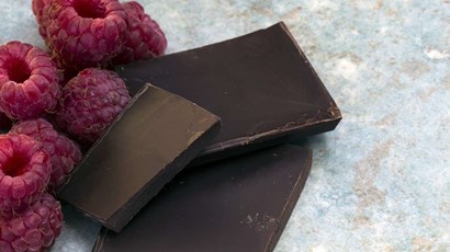 Dark chocolate-dipped berries