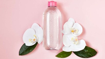 Micellar water: skincare benefits and uses