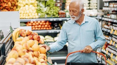 Supermarket shopping for foods to help stiff and painful joints 
