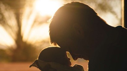 Can men experience postnatal depression?