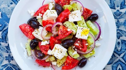 7 light summer salad recipes for hot summer days