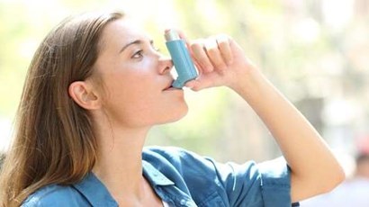 What are the different types of asthma inhalers?