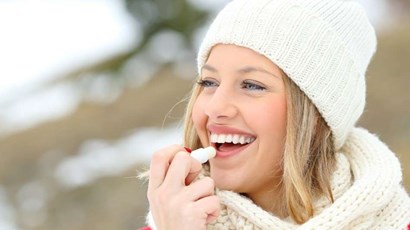 How to take care of chapped lips this winter