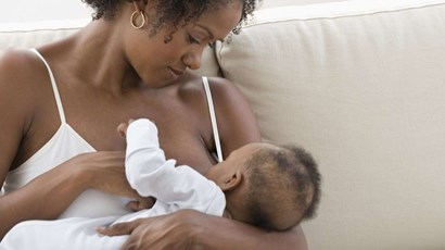 Does breastfeeding prevent postnatal depression?