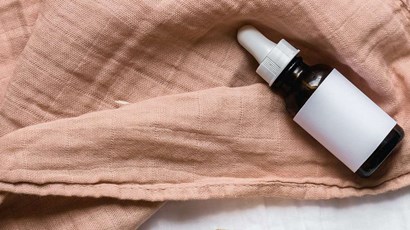 Retinol: skincare benefits, side effects and more 